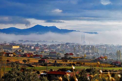 Eşme Nerenin İlçesi